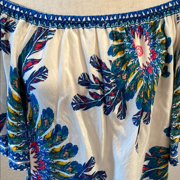 Floral Off-Shoulder Top - Blue and Ivory by FLYING TOMATO - Picture 3 of 5